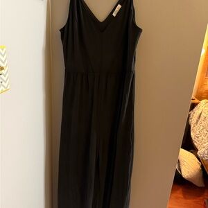 Sienna Sky Classic Black Garment